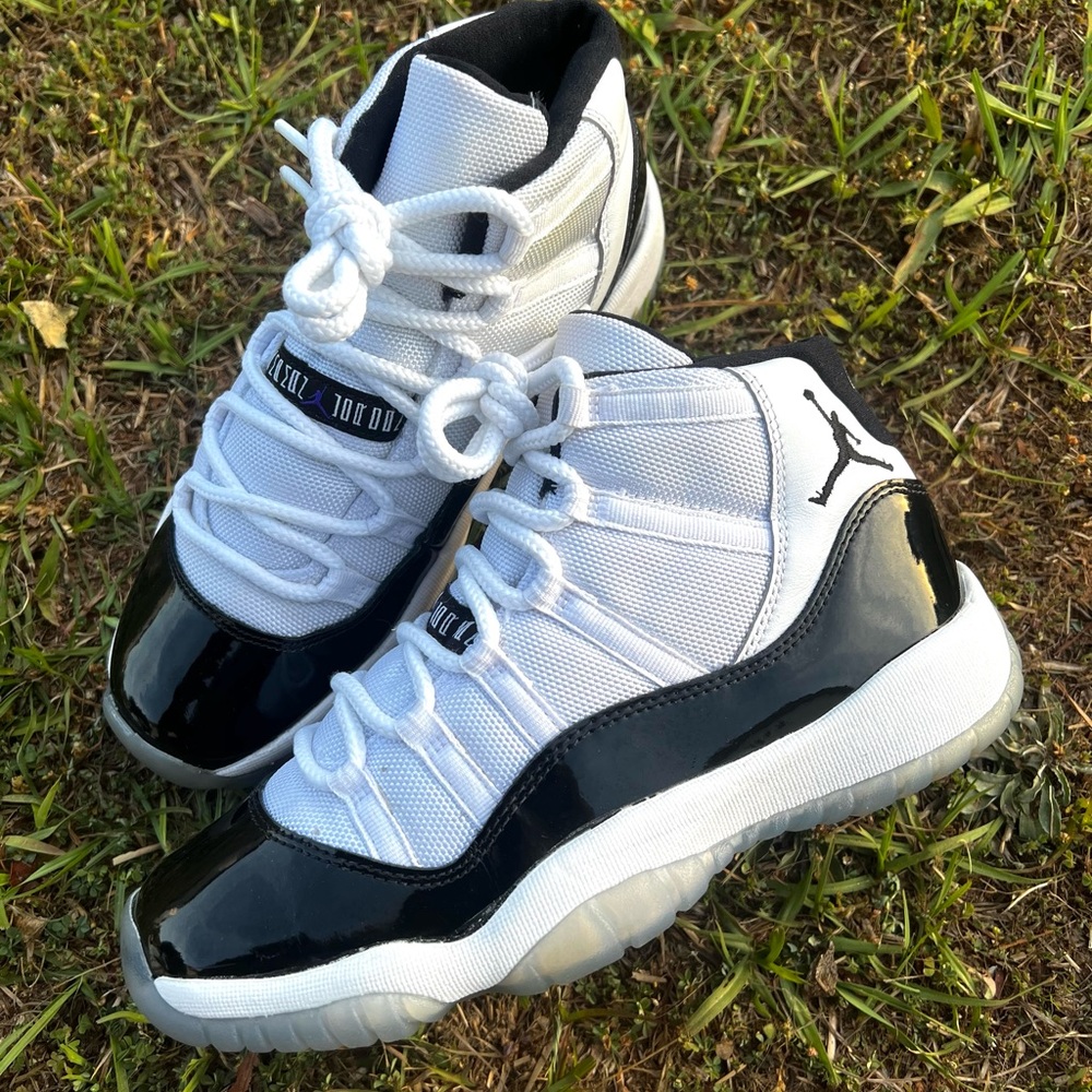 CLEAN Air Jordan 11 XI size 6 Concord 2018 Retro Shoes
